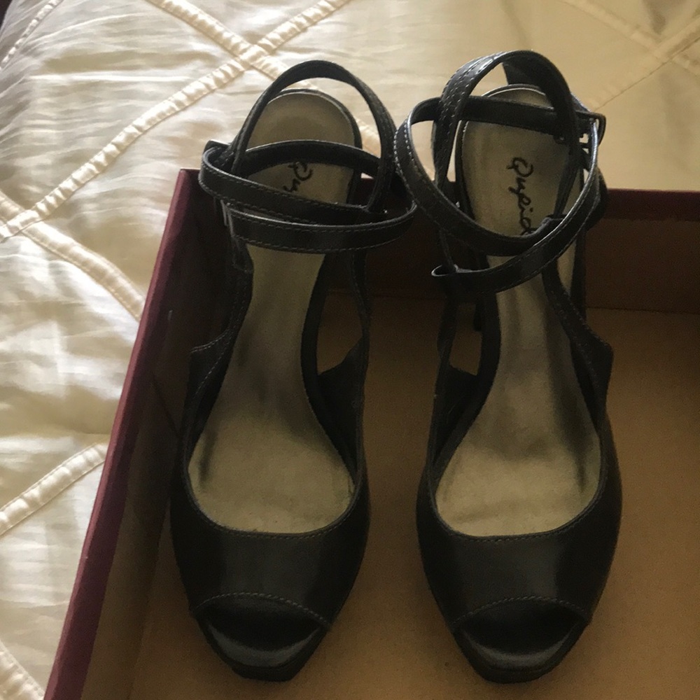 Women’s high heels